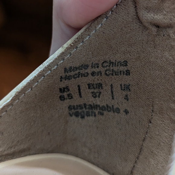 Call it spring heels - Picture 2 of 4